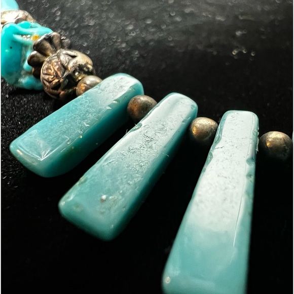 Beautiful Turquoise Silver necklace - Picture 11 of 13